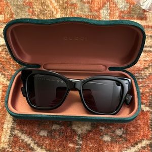 Black Gucci Sunglasses - NEVER WORN ONLY TRIED ON